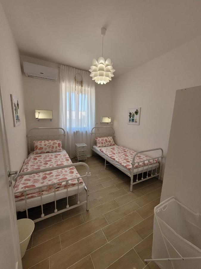 Appartamento Demetrio 50M Mare & Shopping ลิโด มารีนี ภายนอก รูปภาพ